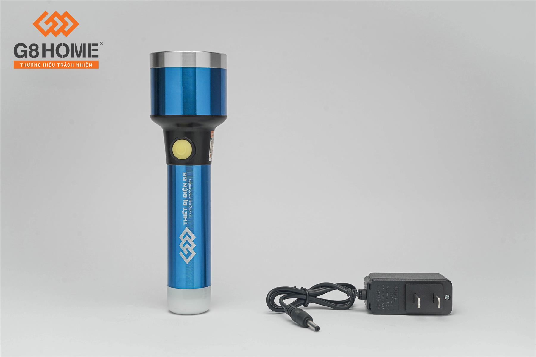 Handheld flashlight, model G8-570